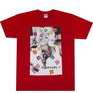 Supreme T Shirt Sz XLarge Naomi Campbell Red